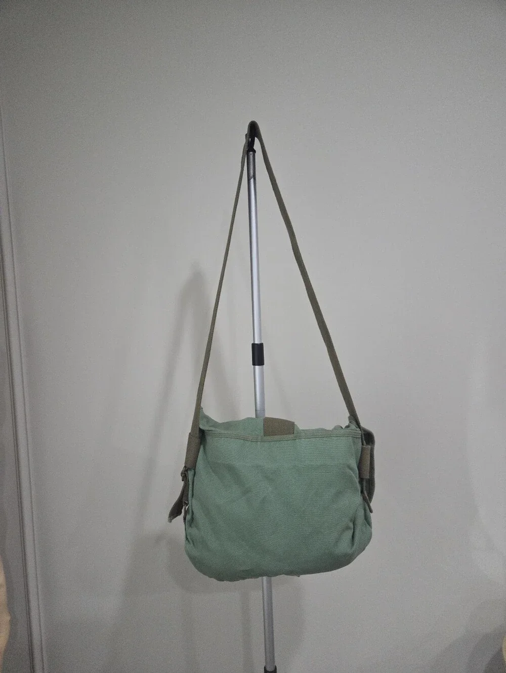 Dkny Olive Green Canvas Messenger Bag